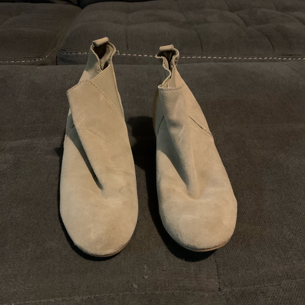 Tan wedged heels